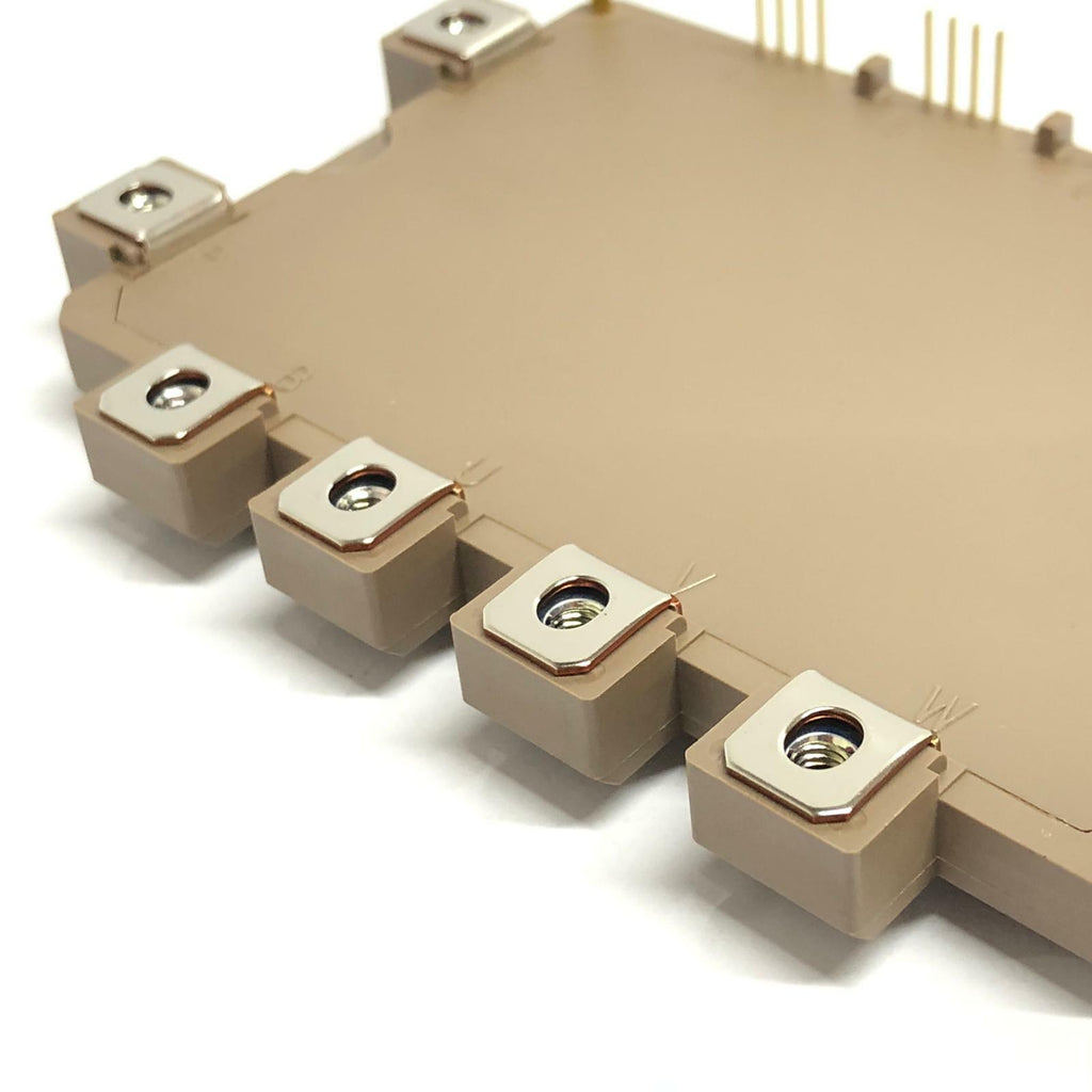 [LOT 4 PCS] NEW - FUJI 7MBP200VDN060-50 MODULE