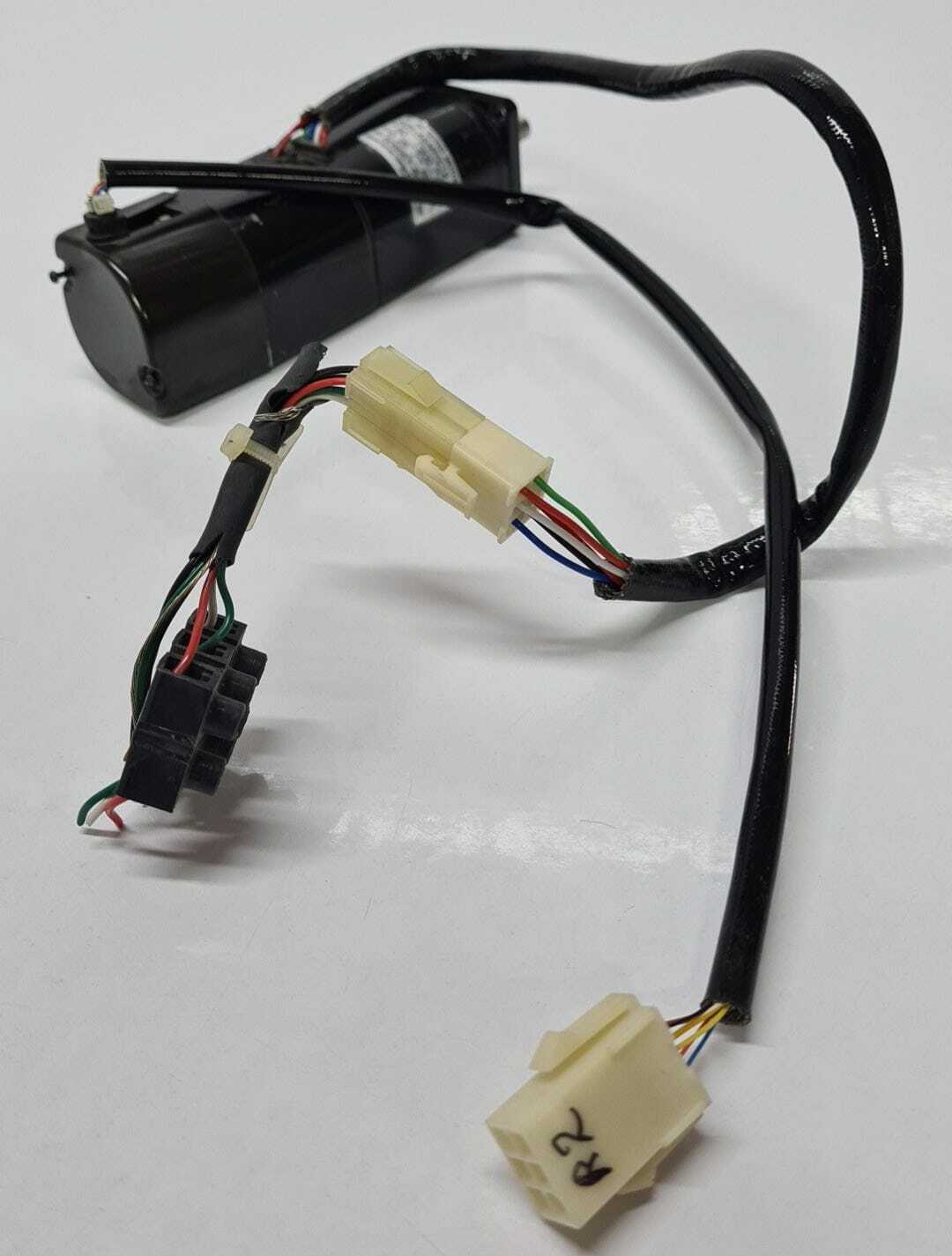 FOR PARTS- Yaskawa AC Servo Motor SGM A8ARYC12 80W 200V 0.7A 3000R/Min