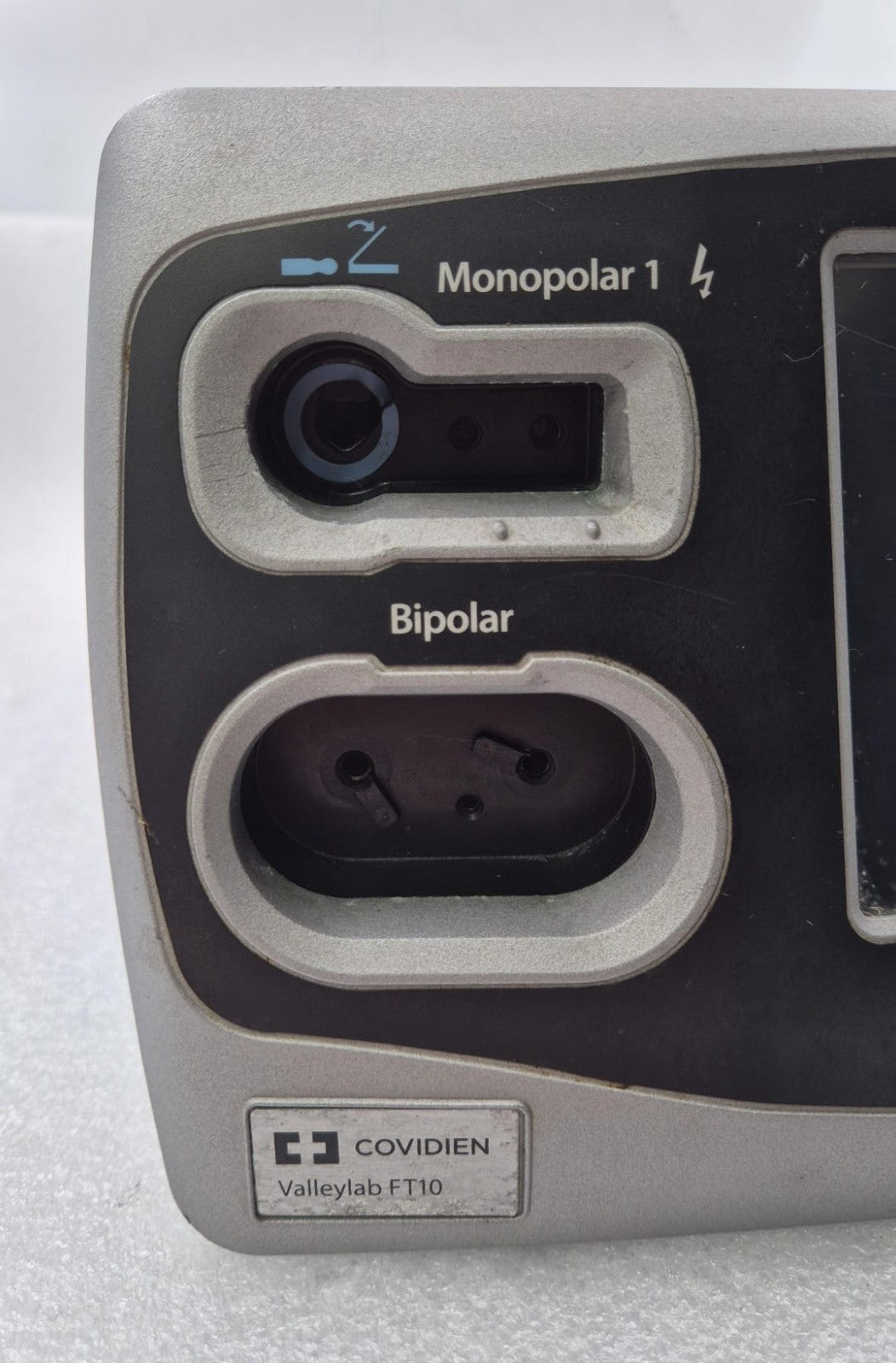 COVIDIEN Valleylab FT10 FT Series Energy Platform VLFT10GEN **AS-IS**