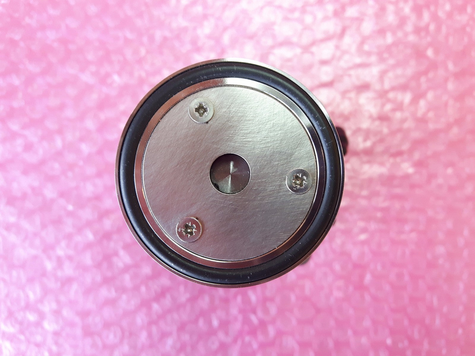 Vat 307500 0011 HV Angle Valve Insert Air Operated.