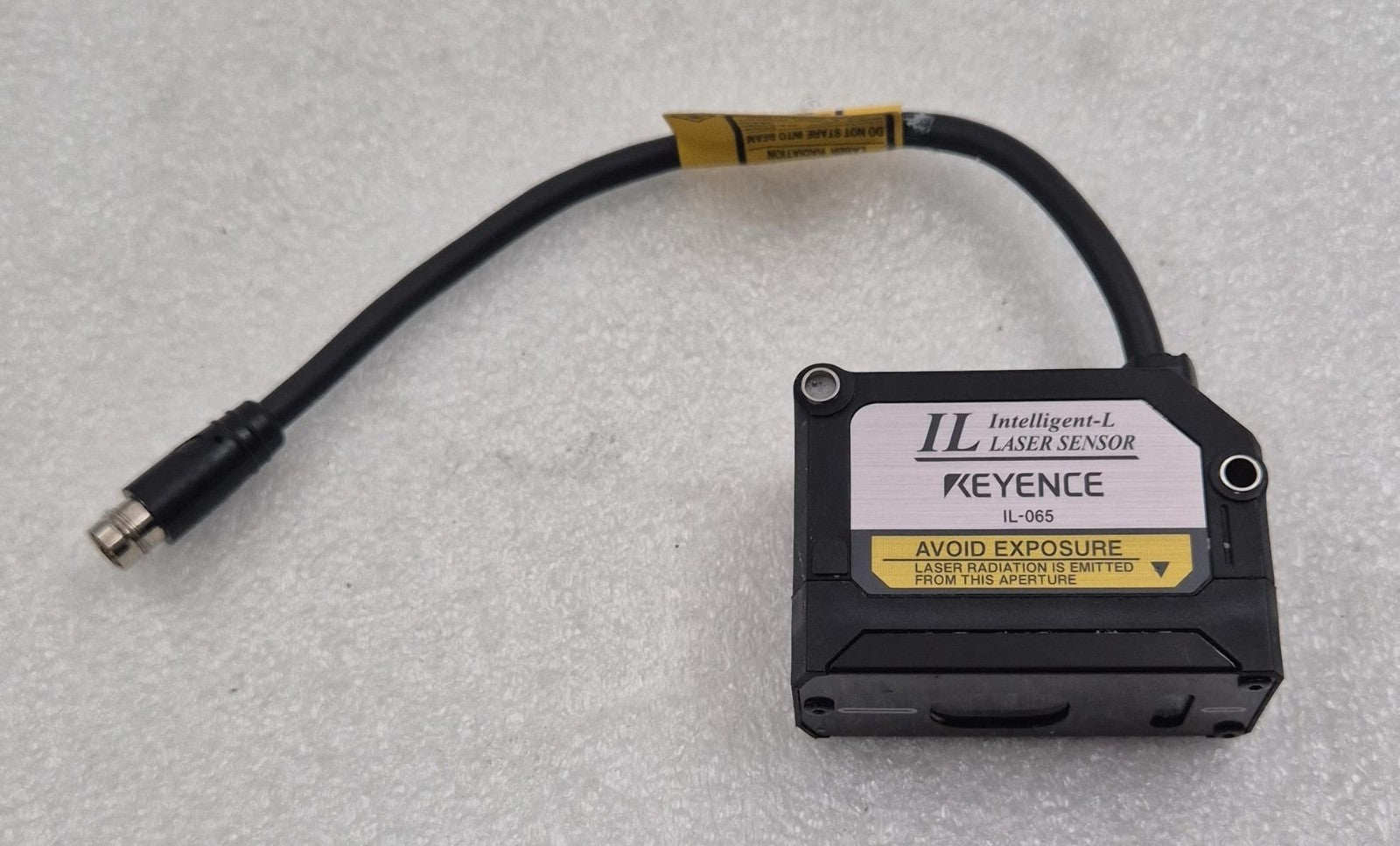 KEYENCE IL Intelligent-L LASER SENSOR IL-065 TRANSMITTER