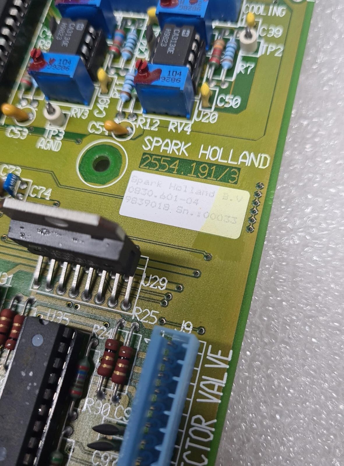 SPARK HOLLAND Varian 0830.601-04 Main Board 09834 PN 2554.191/3
