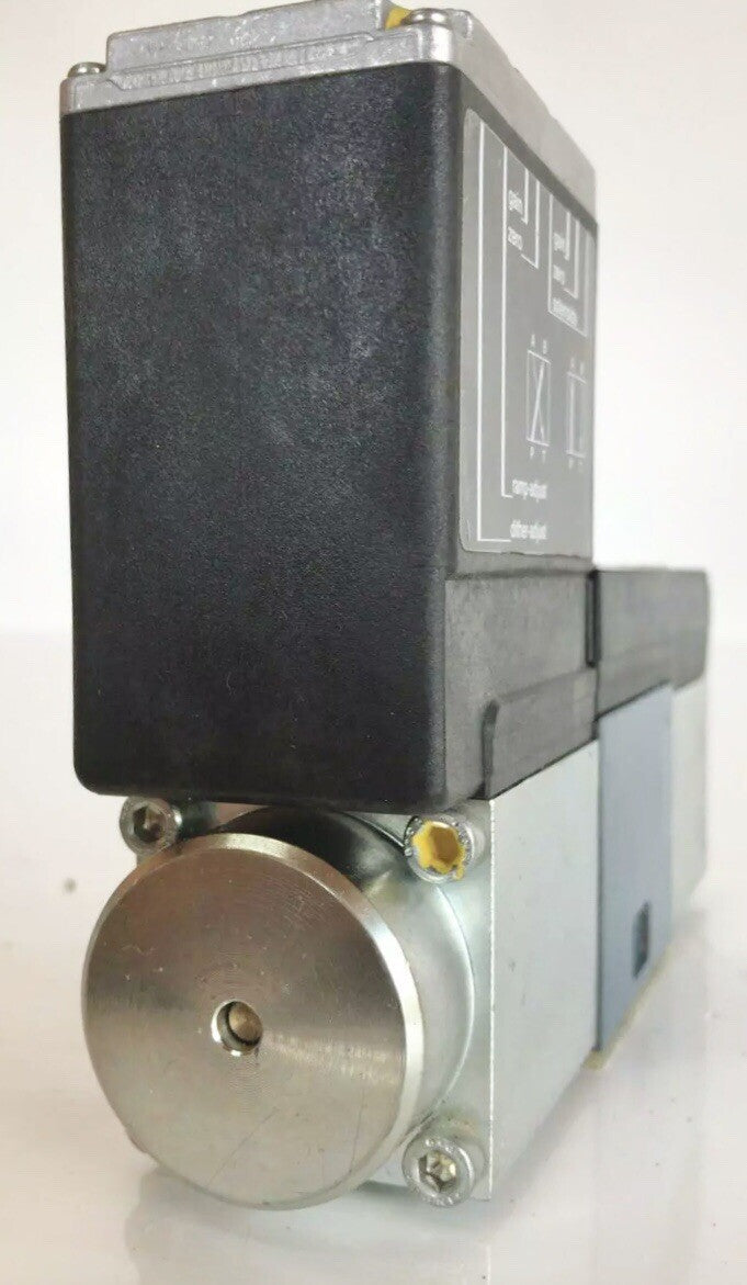 Bosch 0811404152 Proportional Directional Valve Control With Obe 315bar