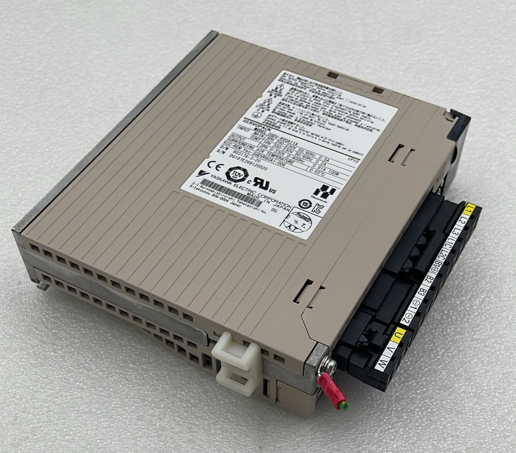 YASKAWA SERVOPACK SGDV-R90A11A Servo Driver 200V