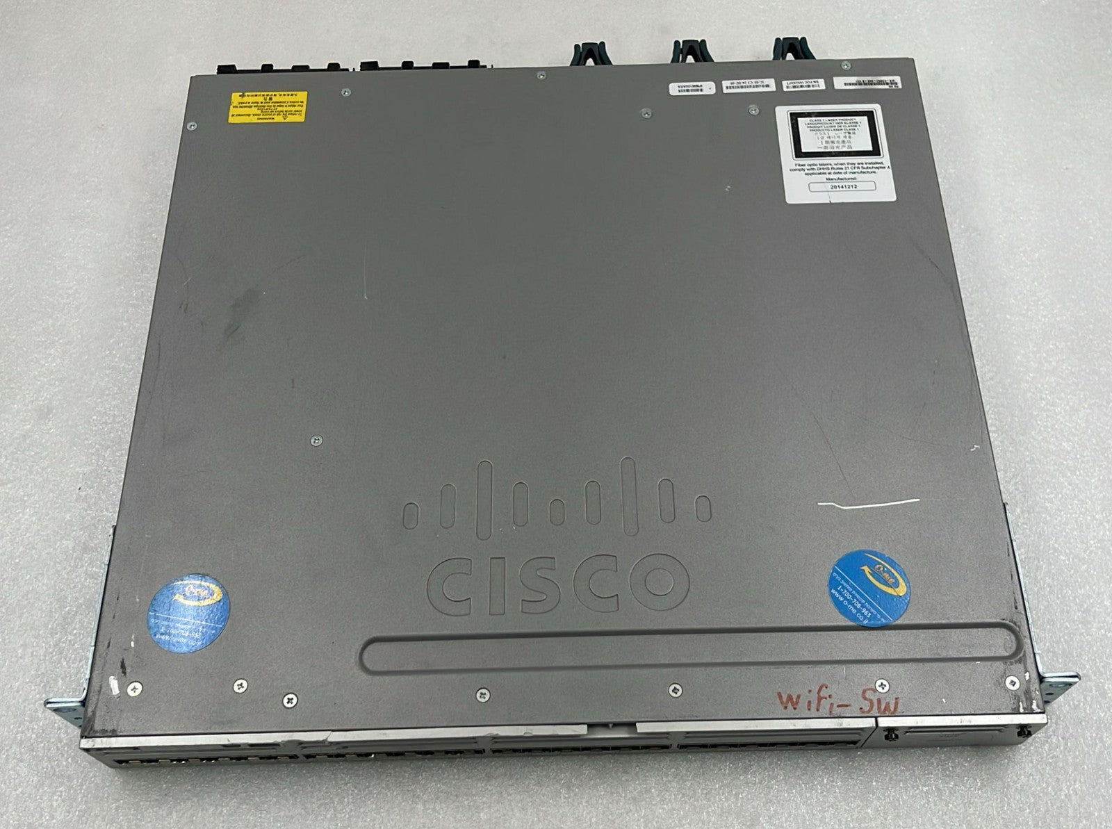 Cisco WS-C3850-24S-S top chassis view