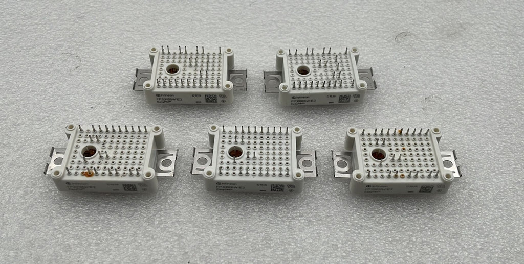 [LOT OF 5] Infineon FP30R06W1E3 EasyPIM power module