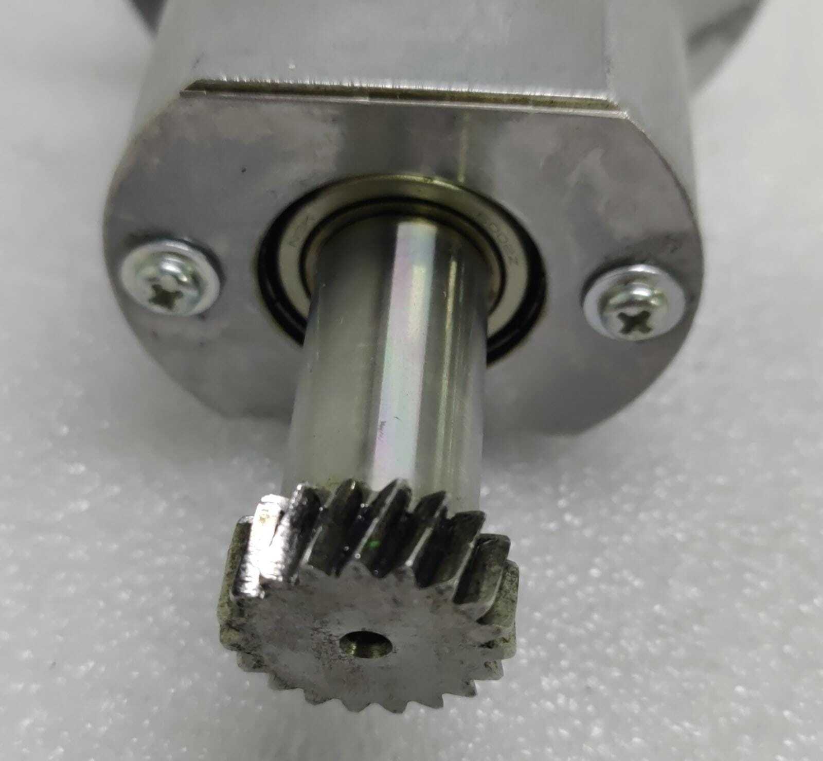 VEXTA ORIENTAL Stepping Motor Model PK268M-02B-C3 2-Phase 0.9/Step 4.5V DC 2A