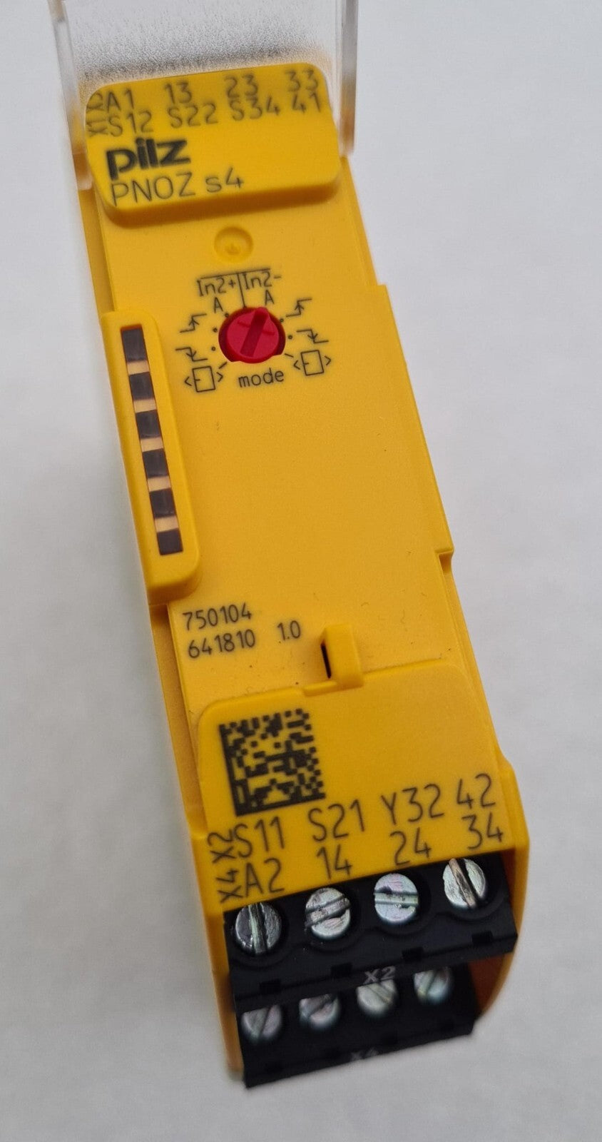 Pilz PNOZ s4 24VDC 3n/o 1n/c Safety Relay 750104