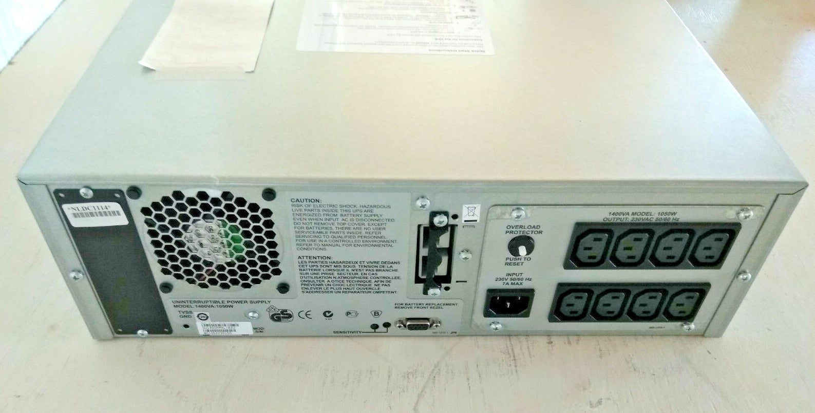 APC Smart-UPS 1400XL Power Supply 1400VA 1050W 230V UPS with batteries