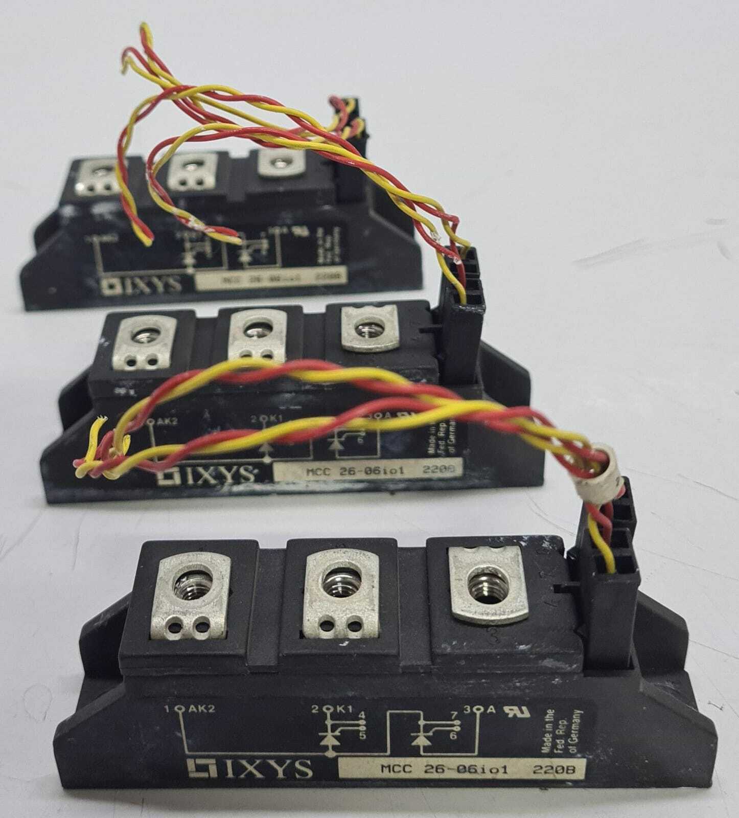 [LOT OF 3] IXYS MCC 26- 06io1 220B MCC2606io1 THYRISTOR Module OEM