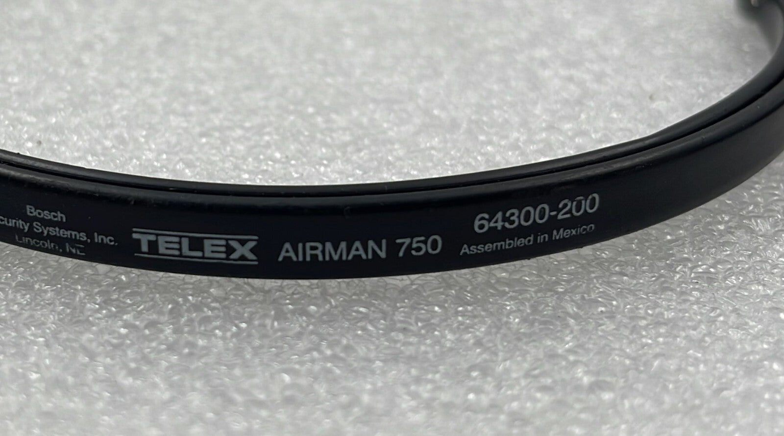 Telex Airman 750 Aviation Headset 64300-200 for Pilot Airplane Aircraft