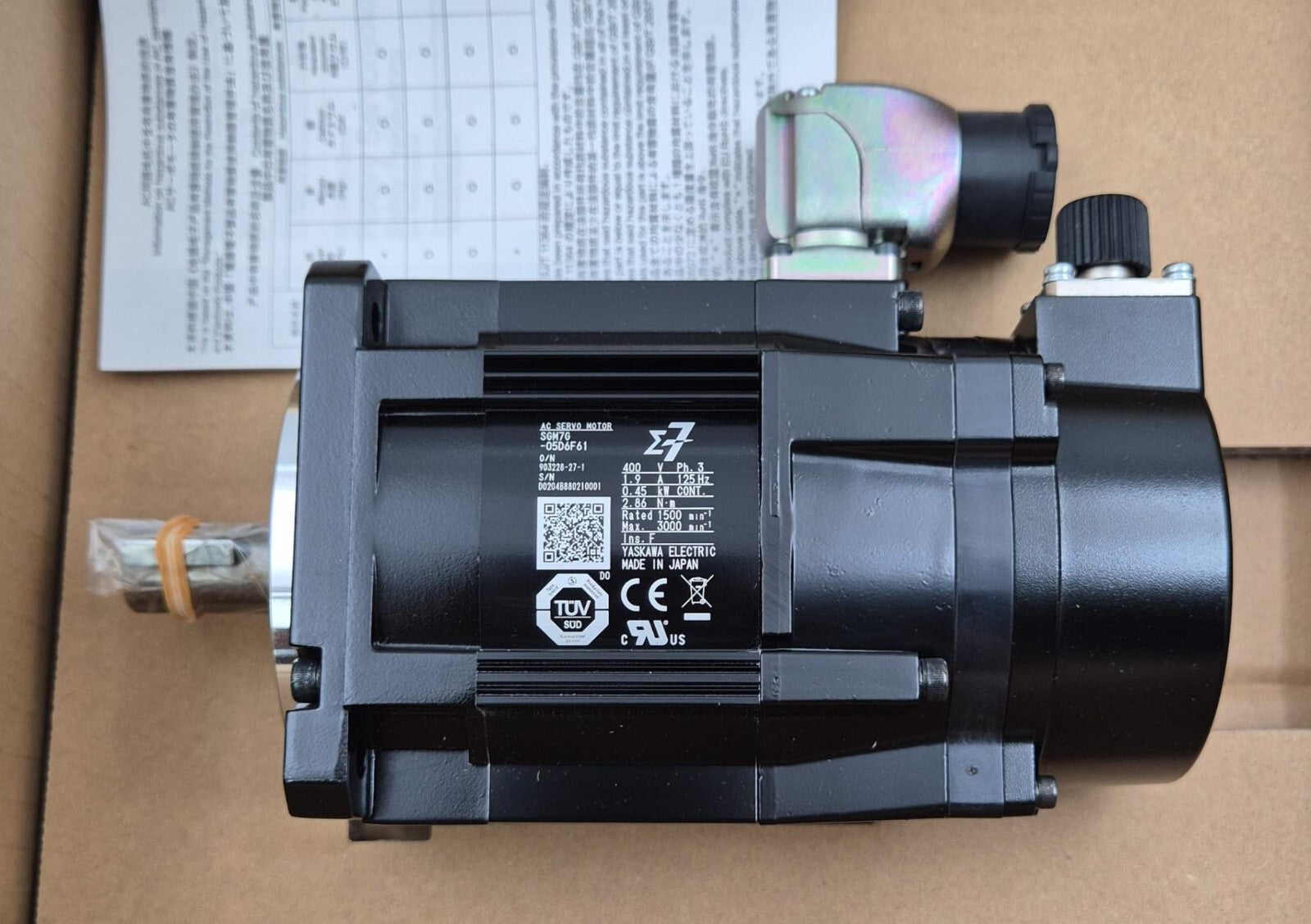 NEW - YASKAWA SGM7G-05D6F61 AC Servo Drive ROTARY SERVOMOTOR