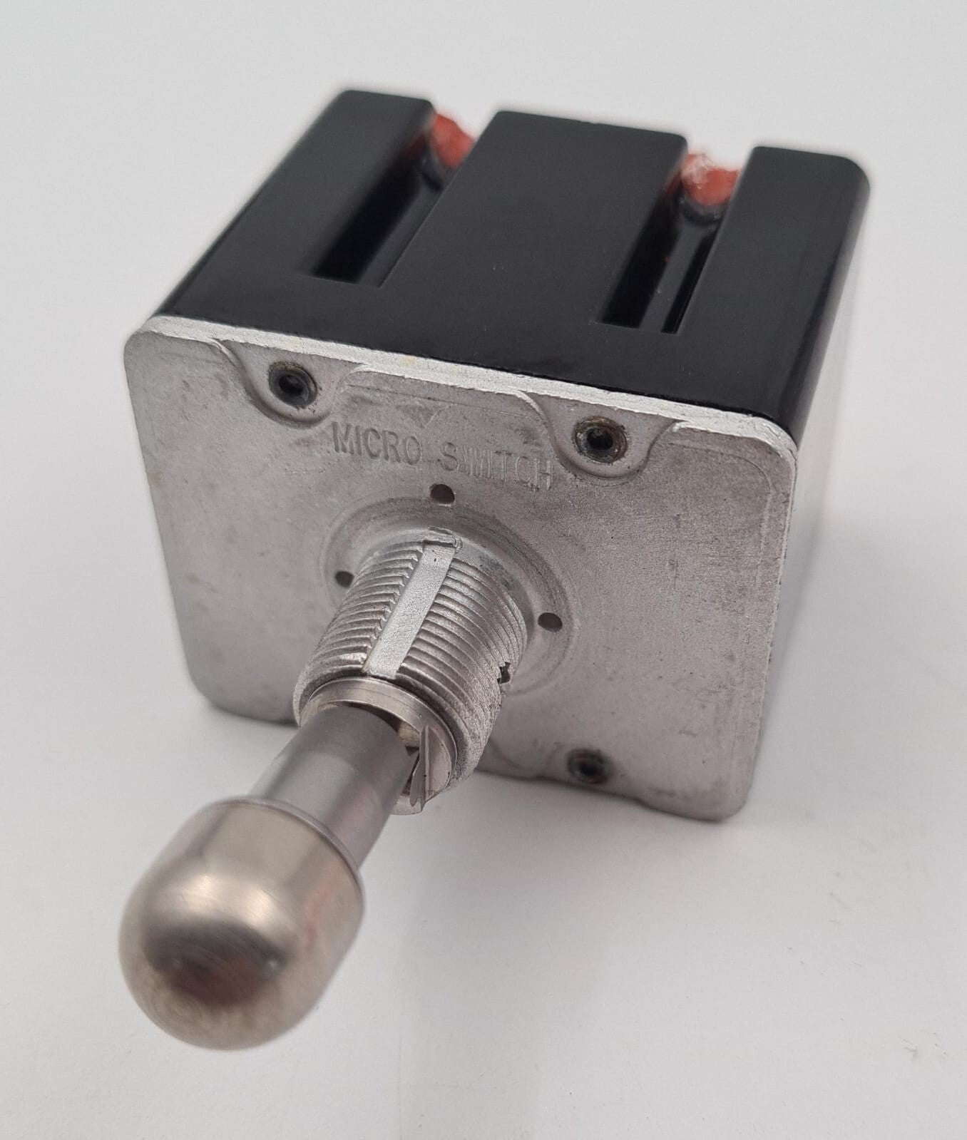 HONEYWELL 104TL2-3D MICRO SWITCH TOGGLE MS27789-23D