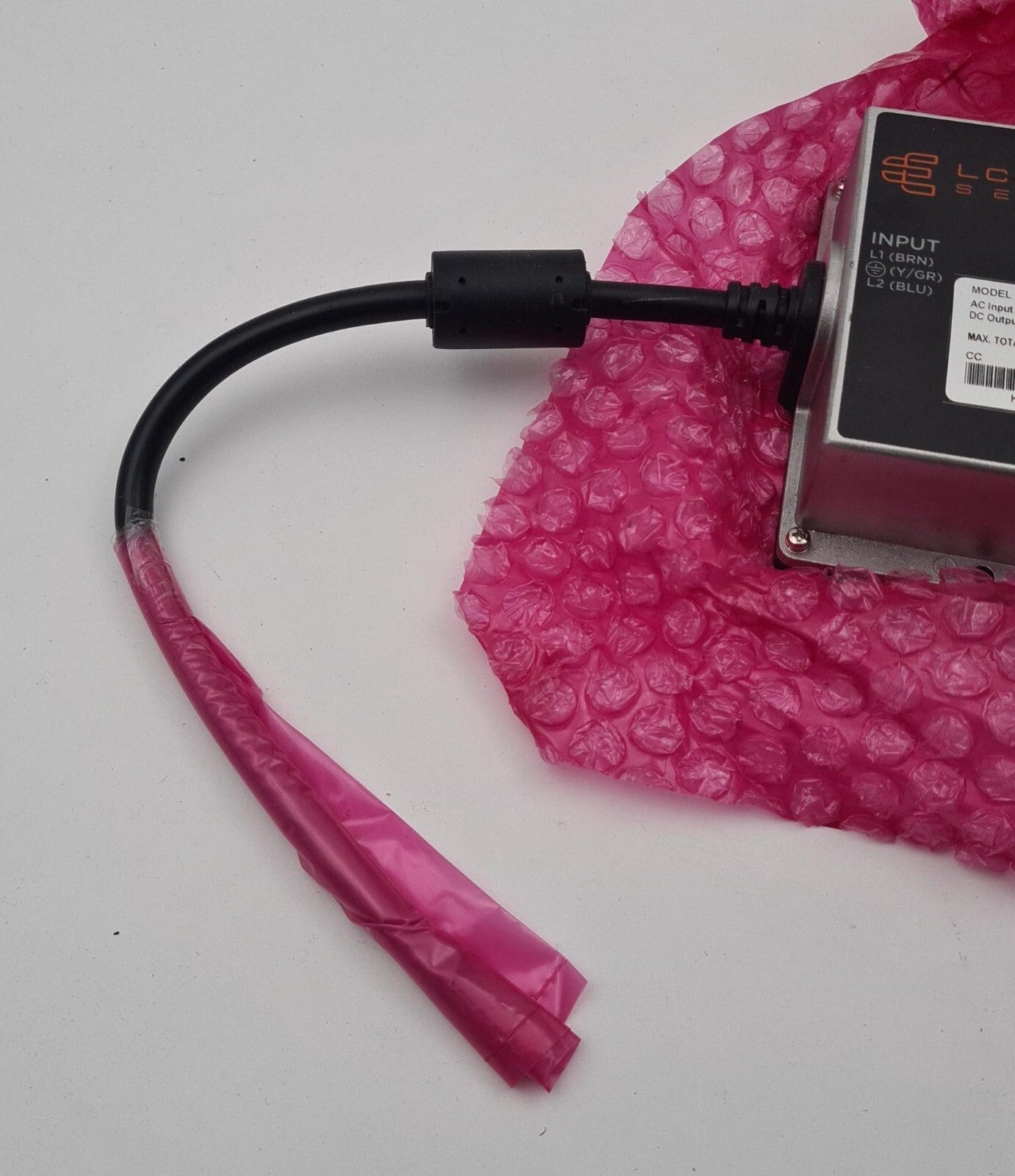 ASTEC Artesyn LCC 600 SERIES LCC600-28H-4P24 Switching Power Supply 28V 600W