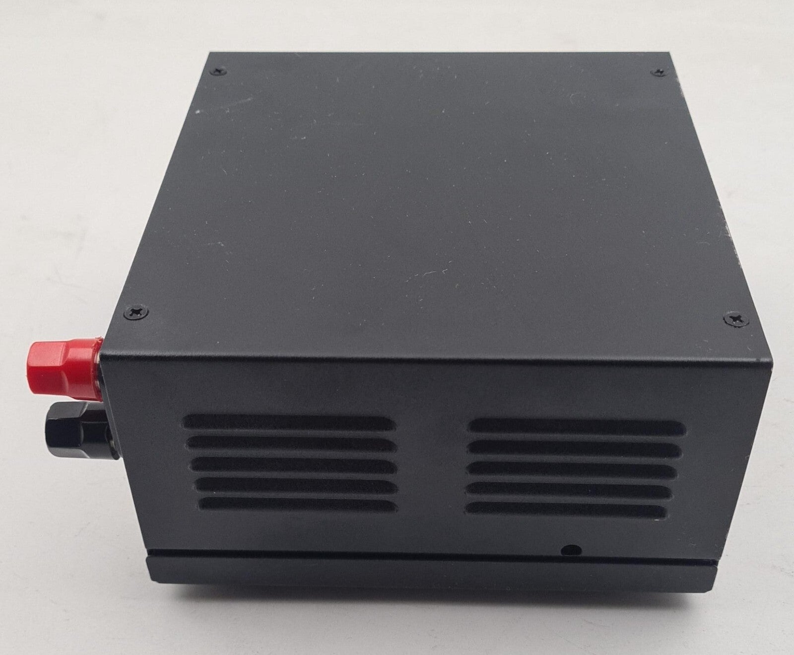 MW MEAN WELL ESC-240-13.5 SWITCH MODE BATTERY CHARGER 100-240VAC