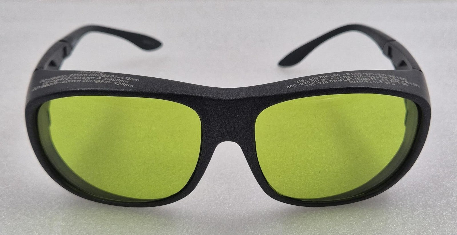 Honeywell 31-21162 laser safety glasses front view