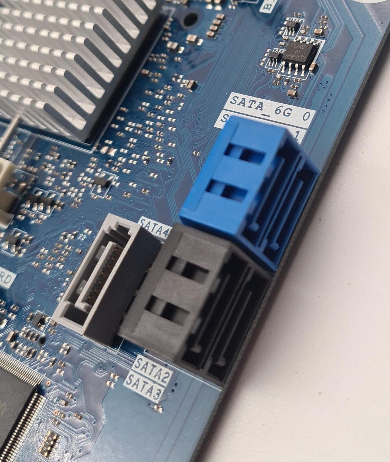 Intel Desktop Board DH77KC SOCKET AA G39641-400 I/O SHIELD W/  i7-3770