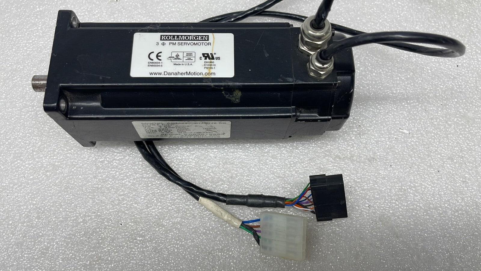 Kollmorgen Automation Servo Motor AKM24F-ENMN2-00