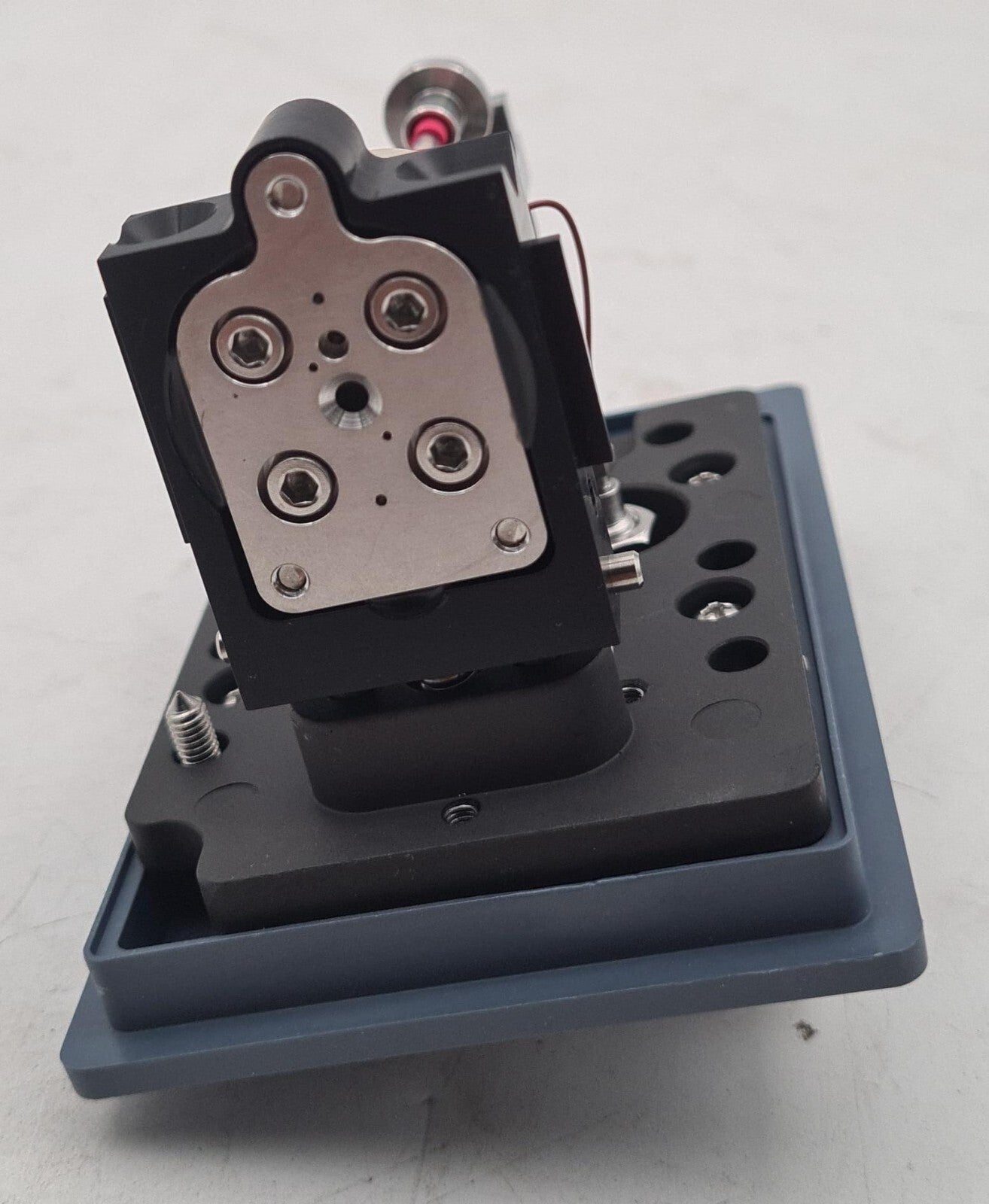 NEW - Waters Alliance 289004409 Assy Flow Cell Hybrid 10mm 240uM LG 418000244