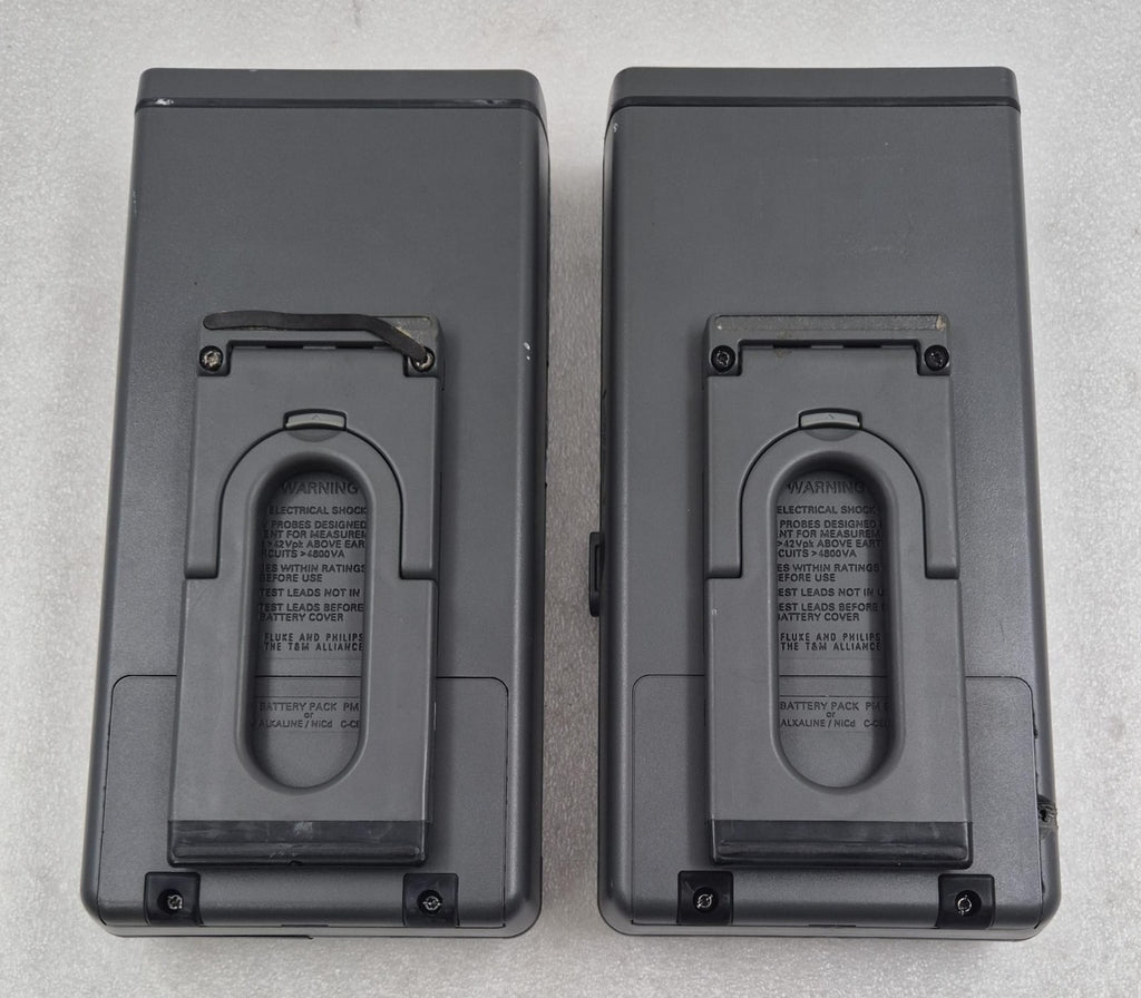 [LOT 2 PCS] PHILIPS FLUKE 95 50MHz SCOPEMETER 9444 000 95958 **FOR PARTS**