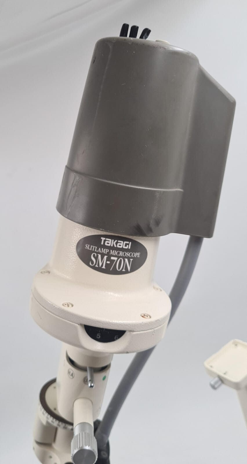 TAKAGI SEIKO SLITLAMP MICROSCOPE SM-70N W/ Power Supply S07-35 **AS-IS**