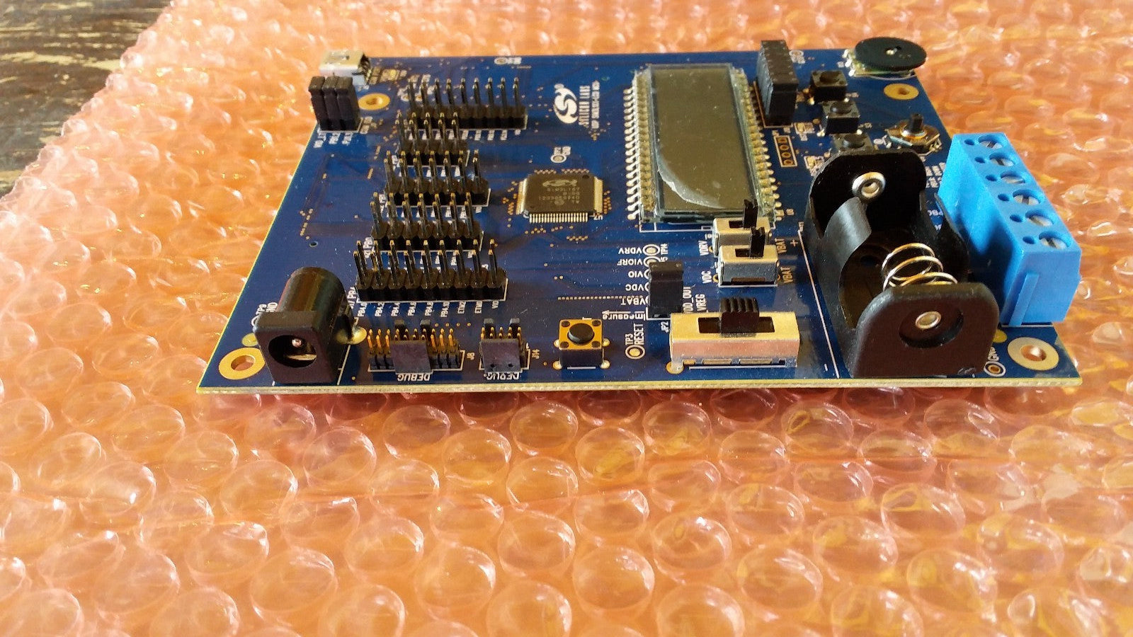 Silicon Labs UDP SIM3L1XX LCD MCU 102 Development Kit Mother Board Only