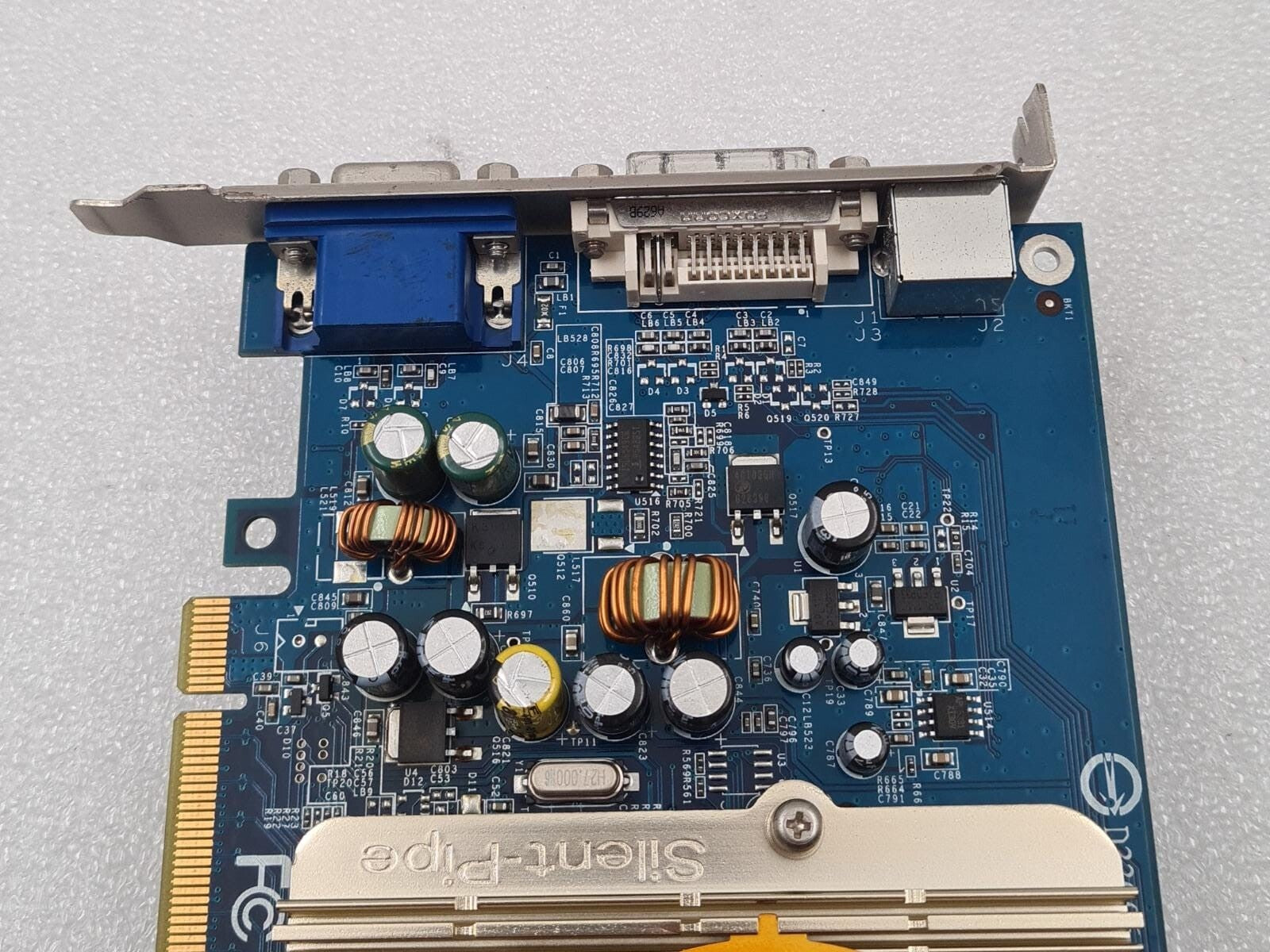 Nvidia GeForce 6600 GIGABYTE GV-NX66256DP2 PCB Graphics Card 256MB DDR2