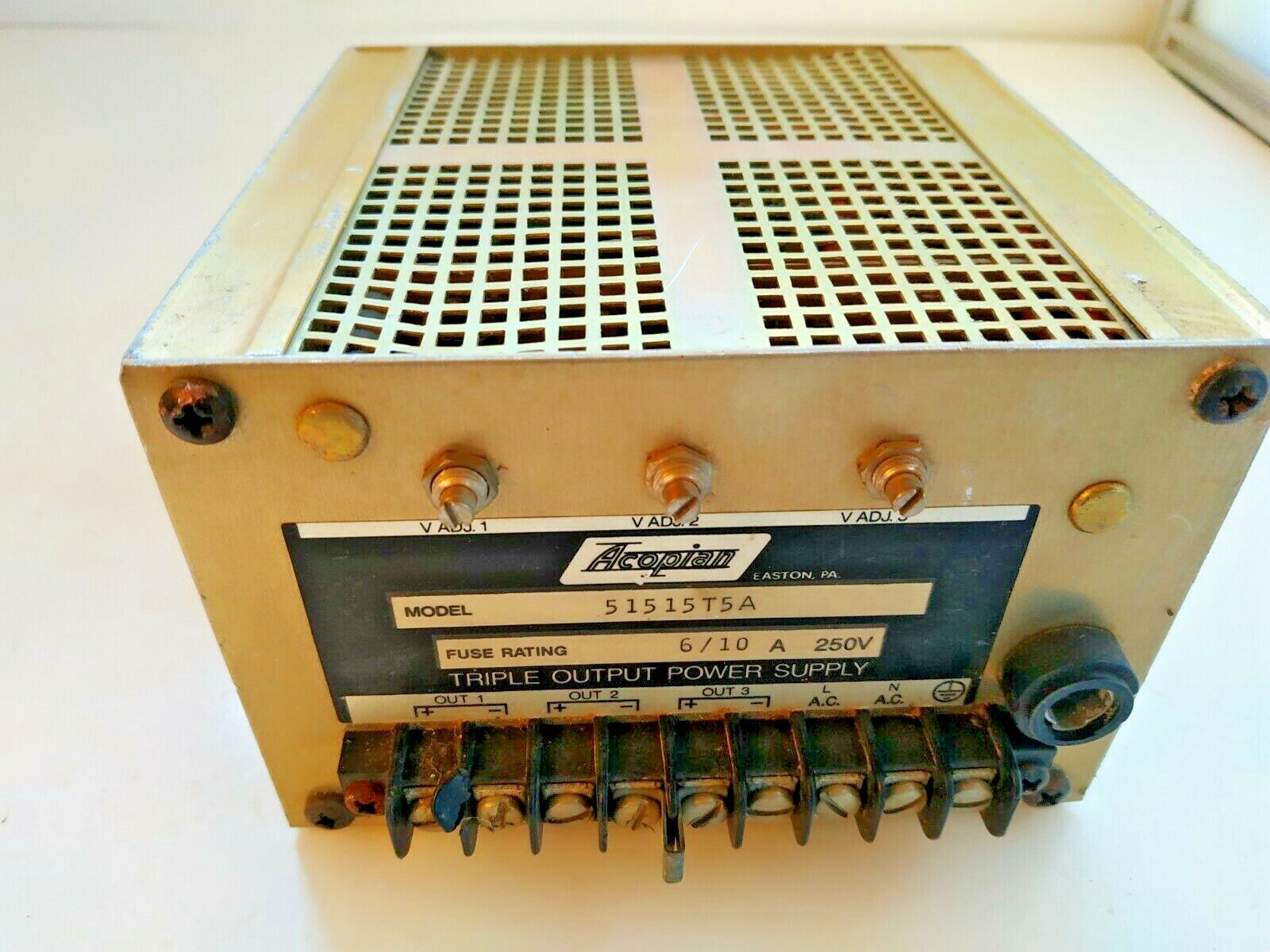 Acopian 51515t5a Power Supply