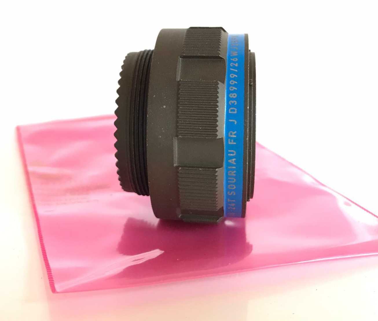SOURIAU 08-24T FR J D38999/26WJ35PN 35 PIN CIRCULAR MIL-SPEC CONNECTOR