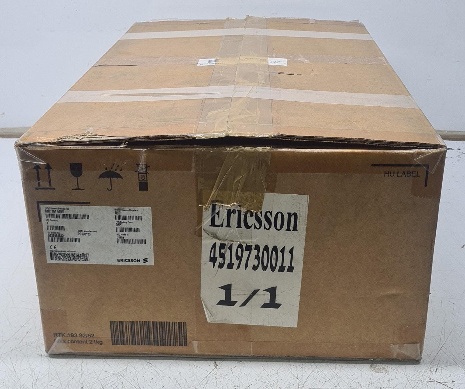 NEW - Ericsson Radio 8823 B42 KRC 161 666/1 Remote Head Unit RRUS R1F