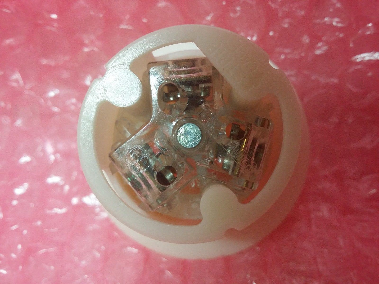 [LOT 3 PCS] Hubbell HBL4585C Flanged Receptacle 15A 250V 2P 3-Wire