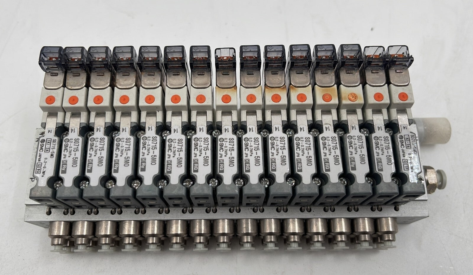 [LOT OF 15] SMC S0715-5MO Solenoid Valve