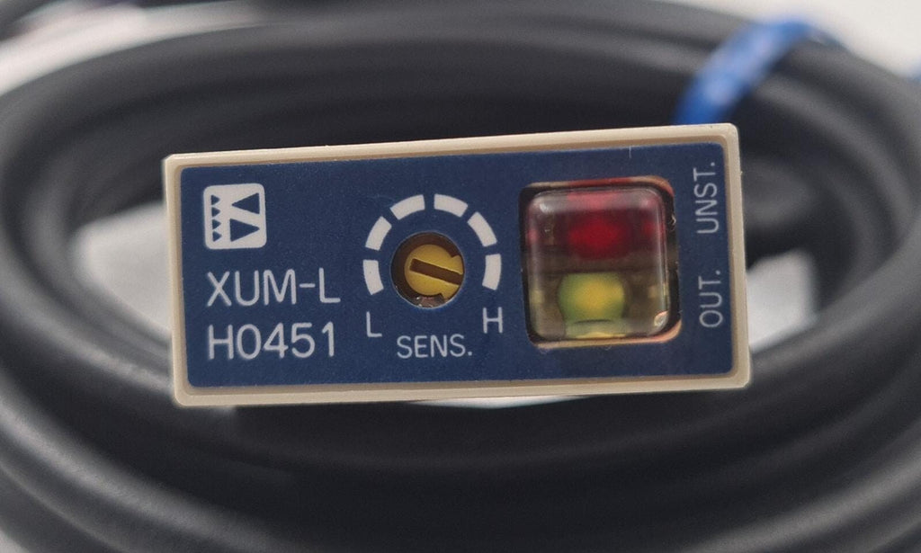 NEW - Telemecanique XUM-L H4051 PHOTOELECTRIC SENSOR PNP12 24V