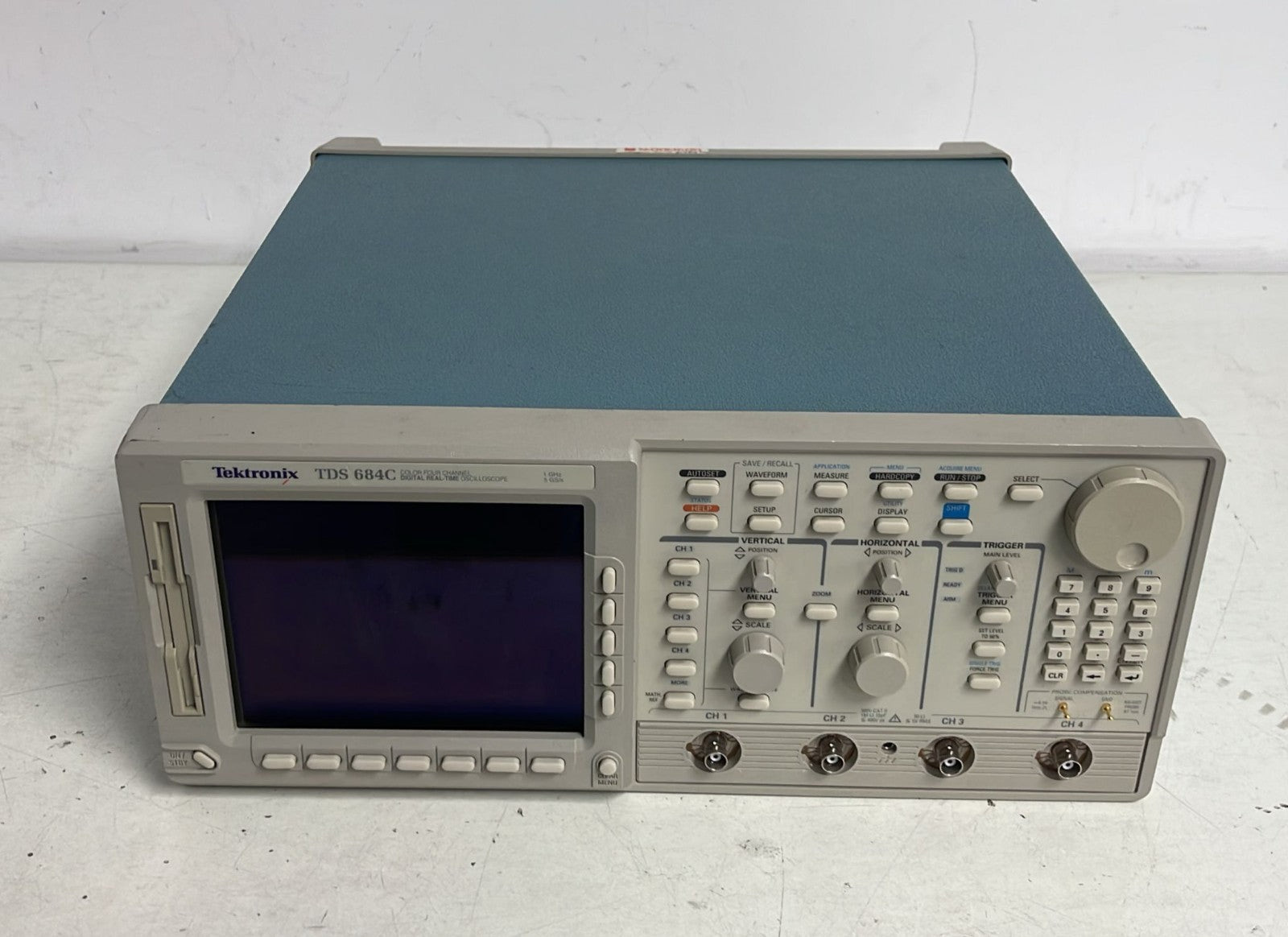 Tektronix TDS 684C Color Four Channel Digital Real-Time Oscilloscope 1-GHz 5GS/s
