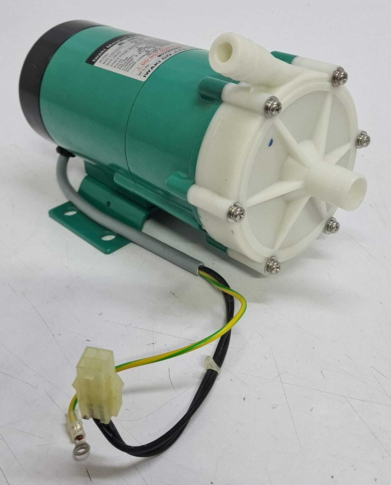 Iwaki Magnet Pump MD-30RZ-NC05 23/24 l/m 100V - Turquoise Color