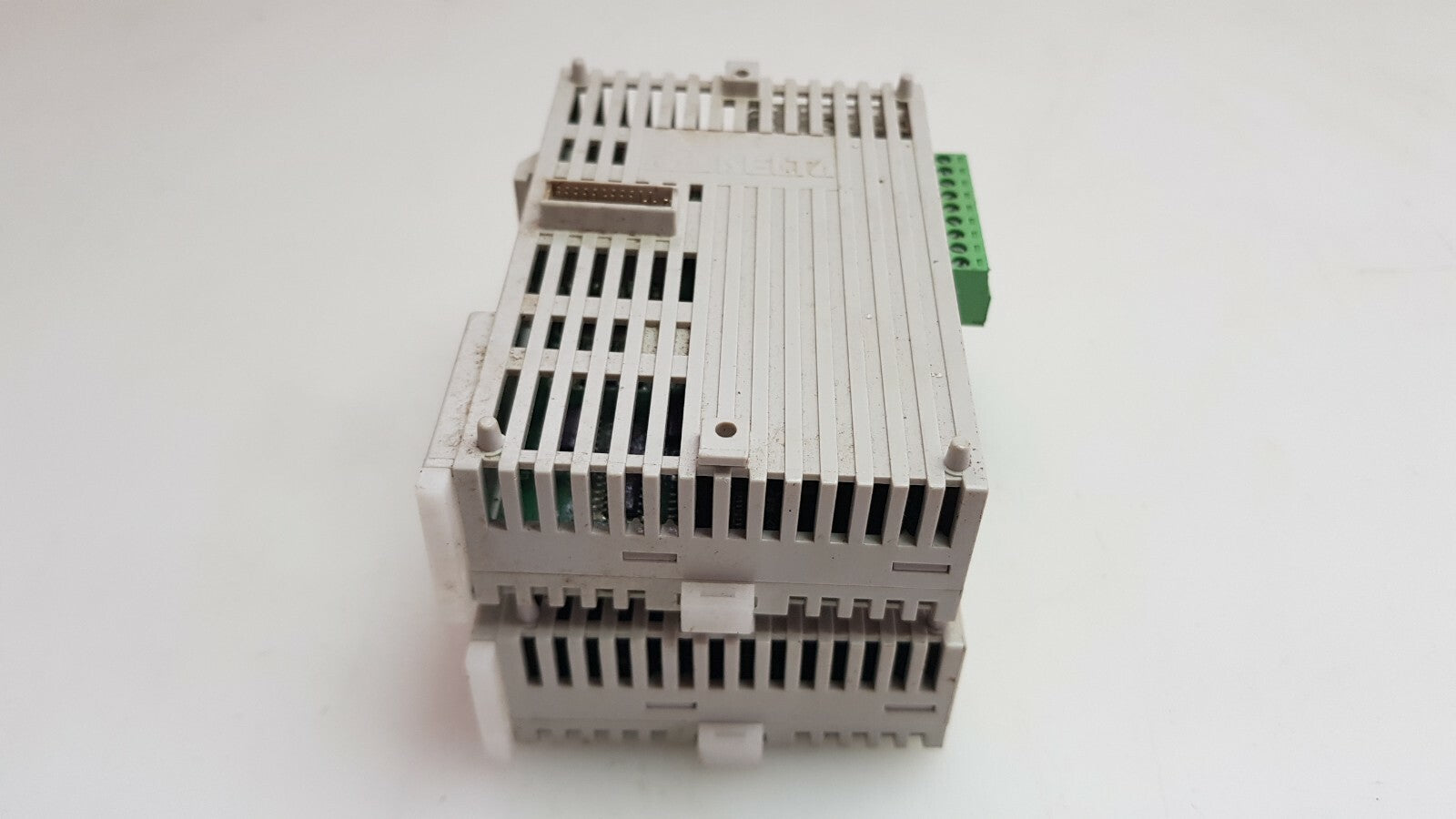 Delta Programmable Logic Controller Relay Dvp08sn11R Lot of 2