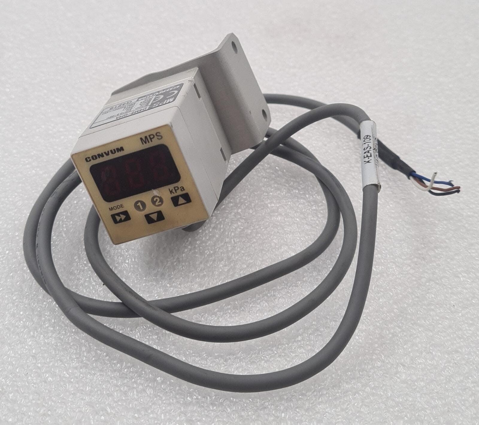 CONVUM MPS D4M5-GHA Vacuum Pressure Flow Sensor DC10.8-30V