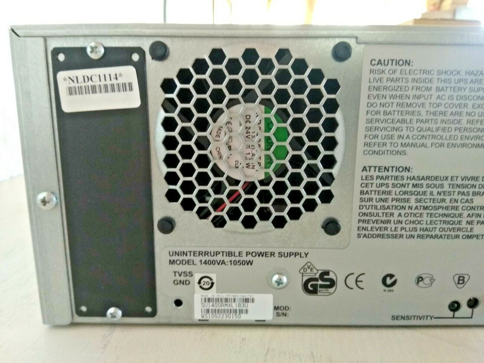 APC Smart-UPS 1400XL Power Supply 1400VA 1050W 230V UPS with batteries