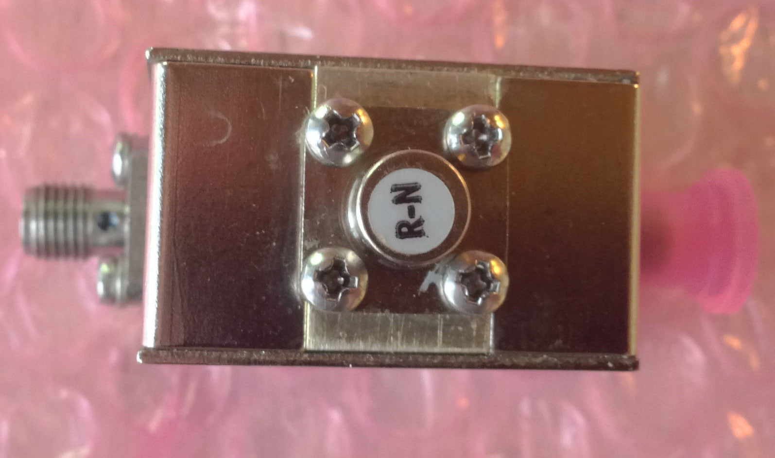 Star Microwave Hsie0090 110 Isolater 800 1000 Ghz  20 Db 75 W