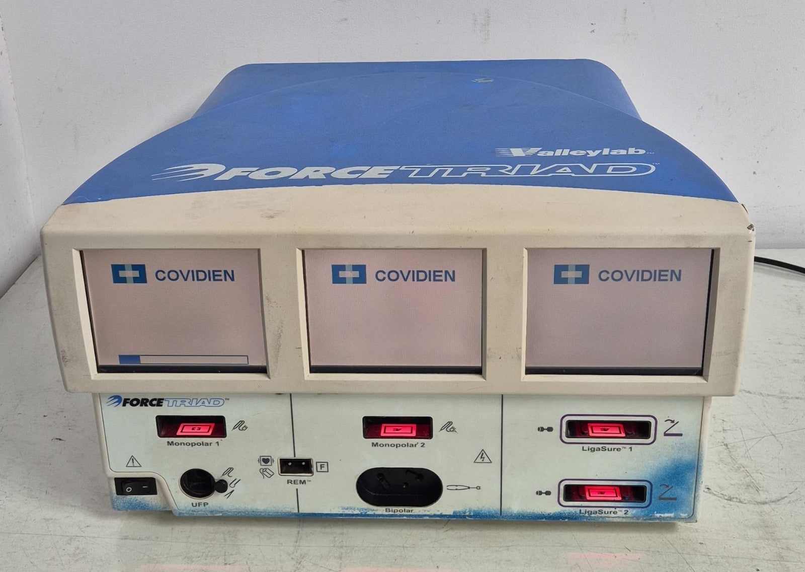 COVIDIEN ValleyLab FORCETRIAD V4.00 ESU *FOR PARTS* #1
