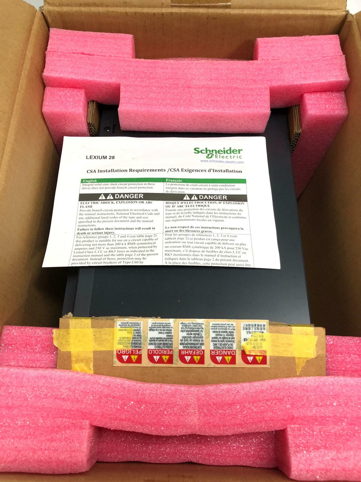 [NEW] SCHNEIDER Lexium 28 113815 AC Servo Drive LXM28AU75M3X 230V 47.5A 7500W