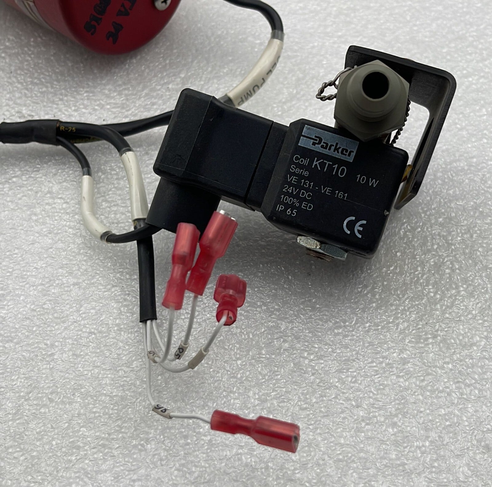 DUKES 5100-00-9 Pump Fuel Boost W/ Parker KT10 Solenoid Coil