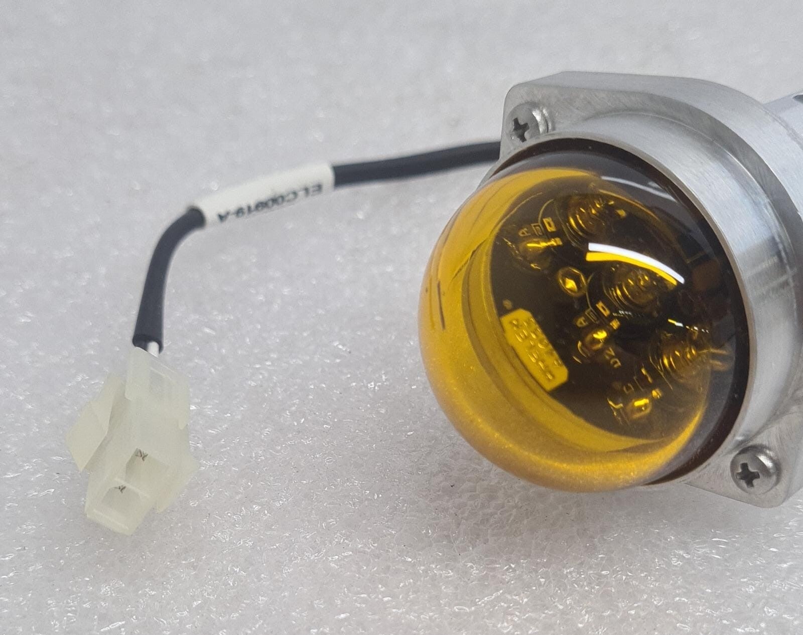 WHELEN Strobe Beacon 7110011 01-0771100-11 28VDC CESSNA TAIL LIGHT ASSY