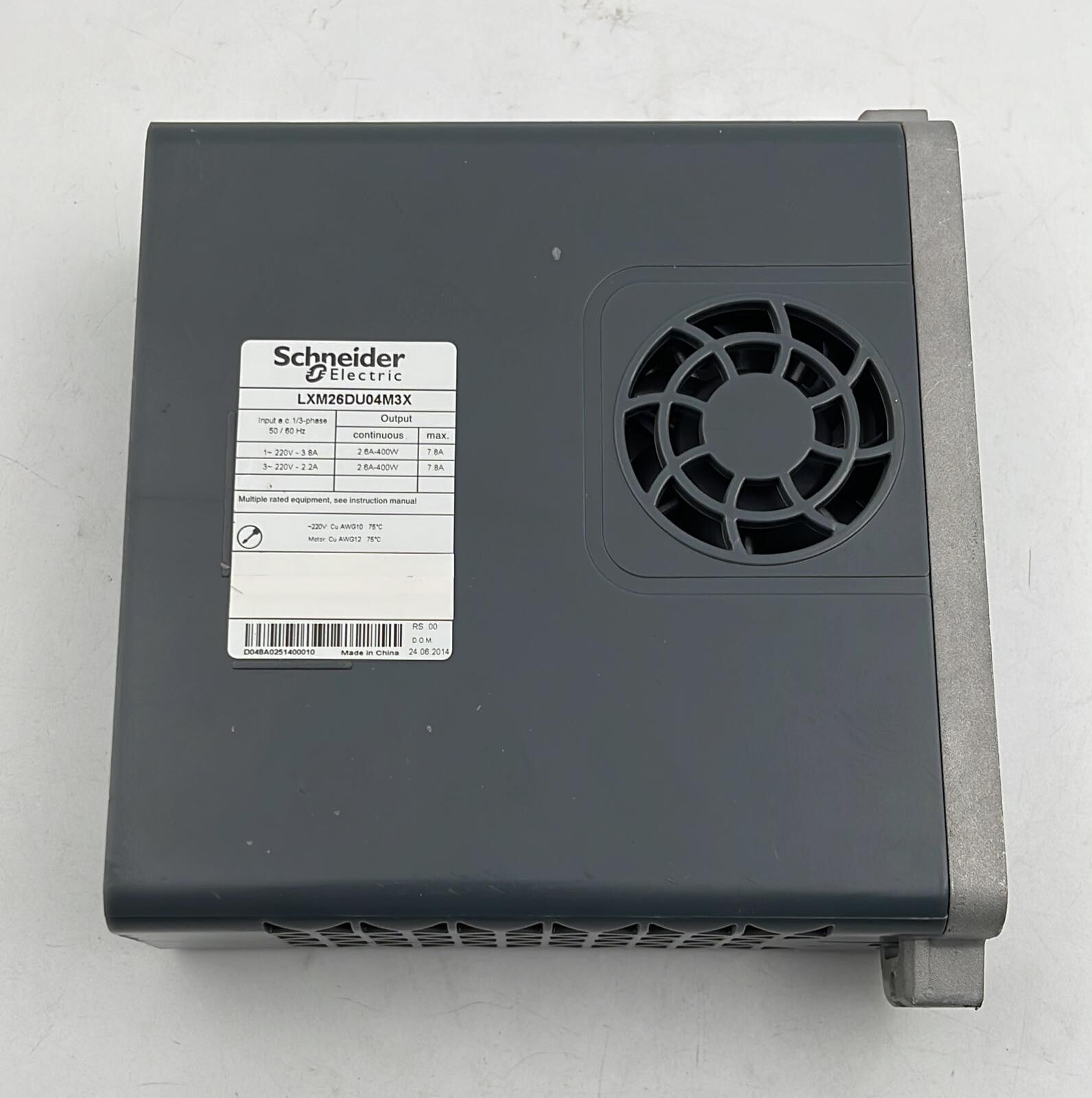 Schneider LXM26DU04M3X Servo drive system 400W 7.8A
