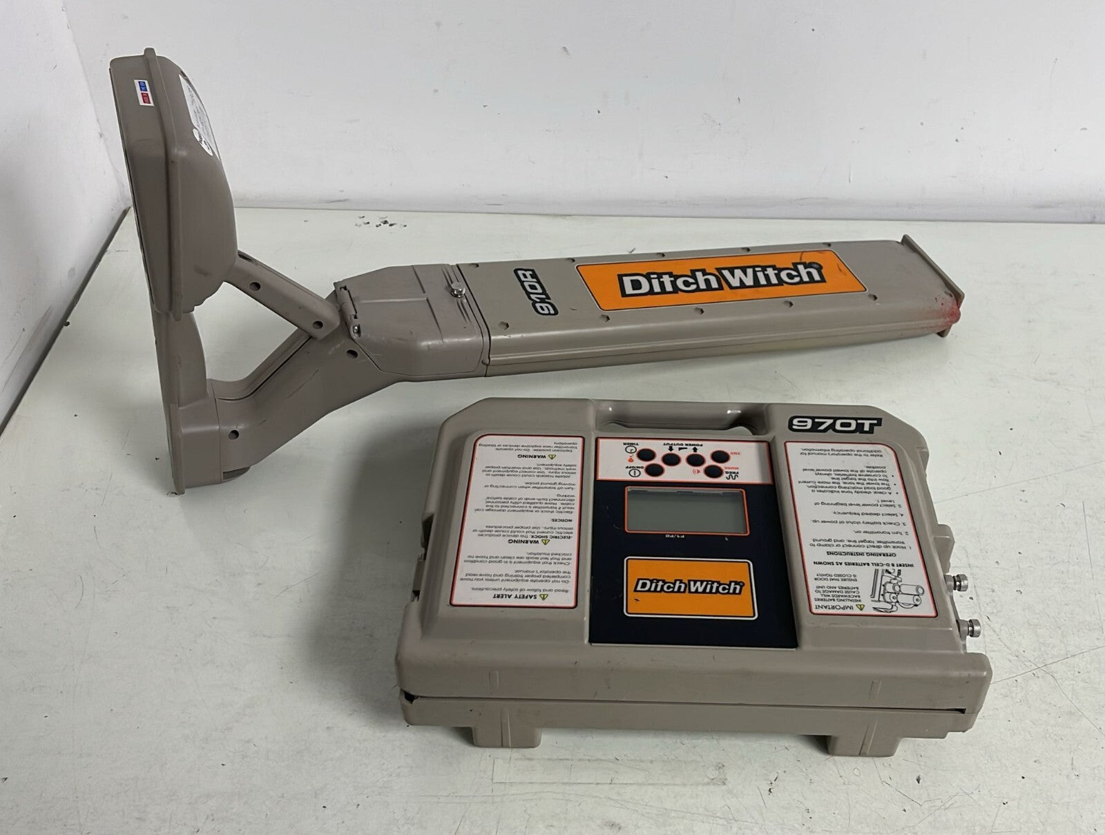 Ditch Witch Subsite Electronics 910R and 970T underground line locator system