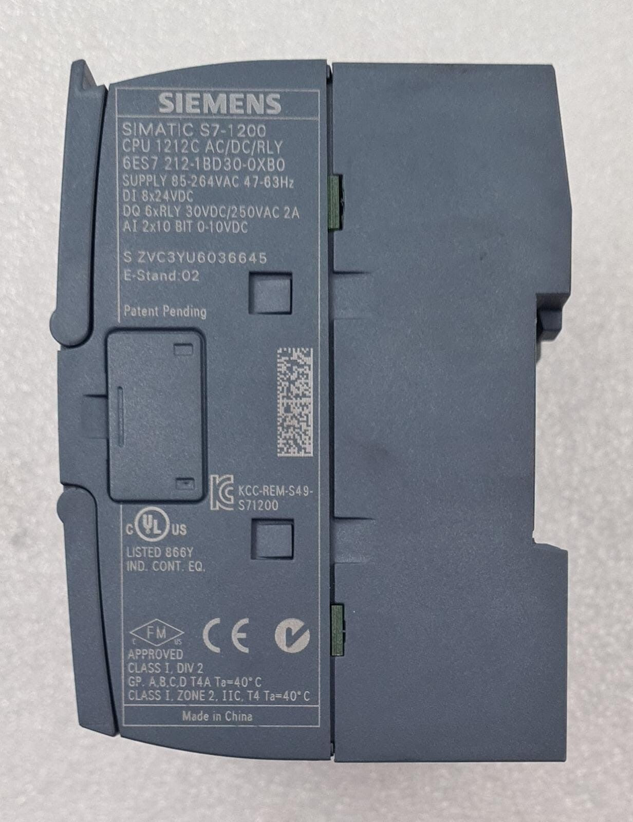 NEW - SIEMENS SIMATIC S7-1200 CPU 1212C AC/DC/RLY 6ES7 212-1BD30-0XB0 Module