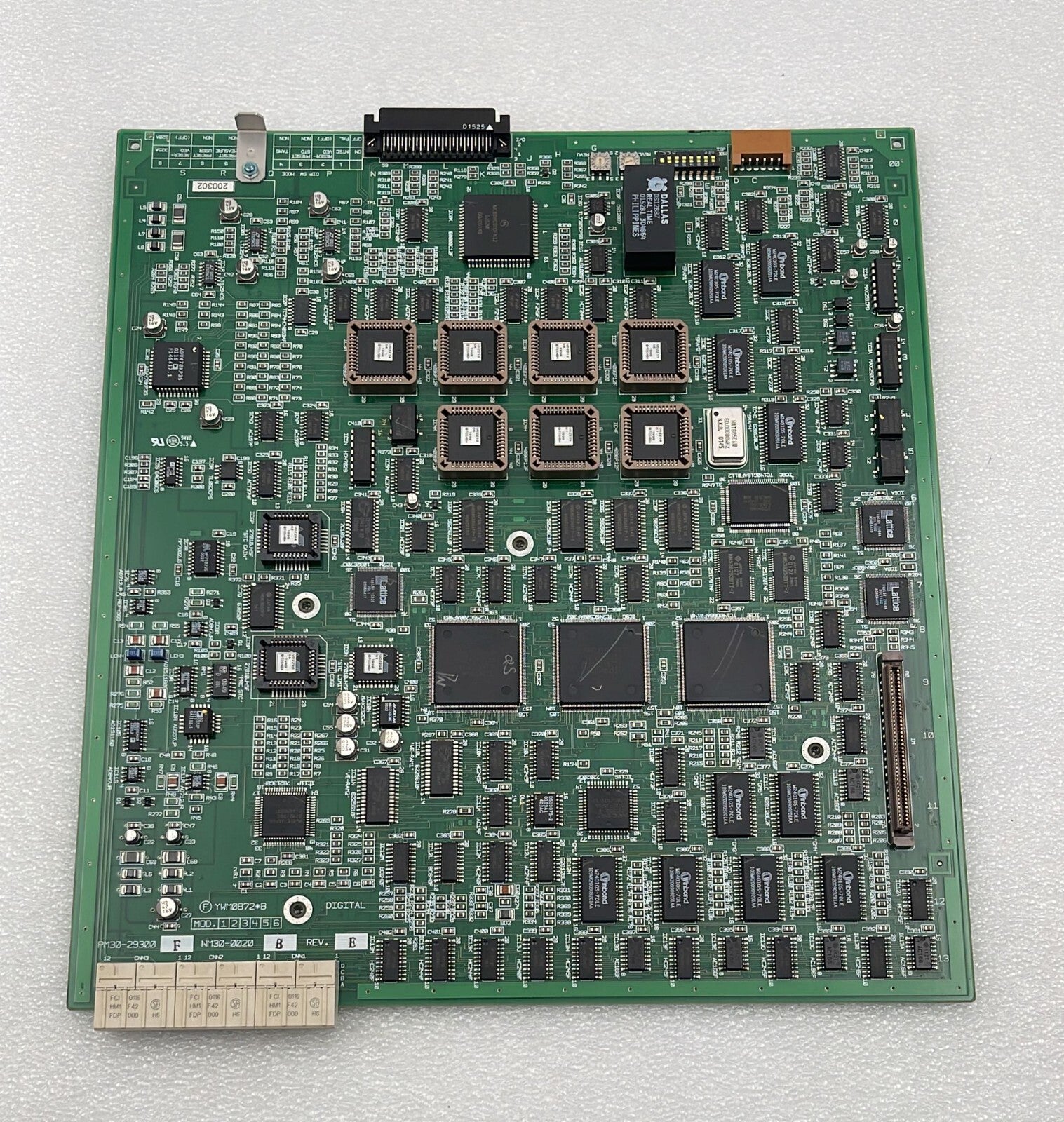 Toshiba Just Vision 400 Motherboard YWM0872*B YWM0872