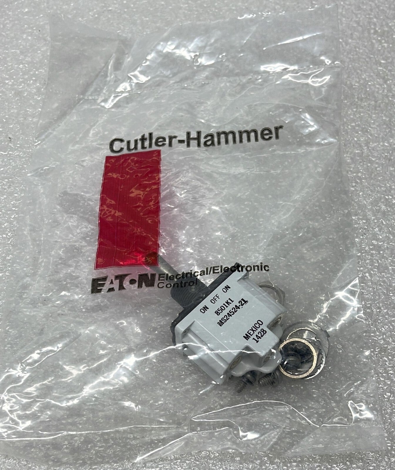 [LOT 3 PCS] NEW - EATON Cutler-Hammer 8501K1 Switch Toggle MS24524-21 3-Position