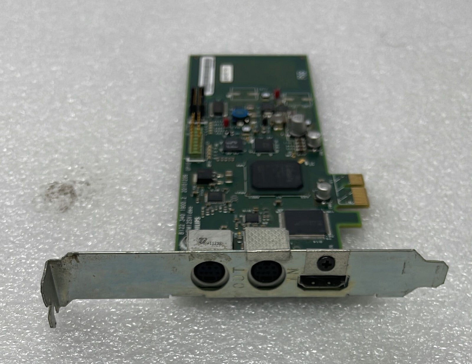 Philips 8122 340 1900.2 20101206 HDMI 2SVideo PCIe BOARD 453561465671
