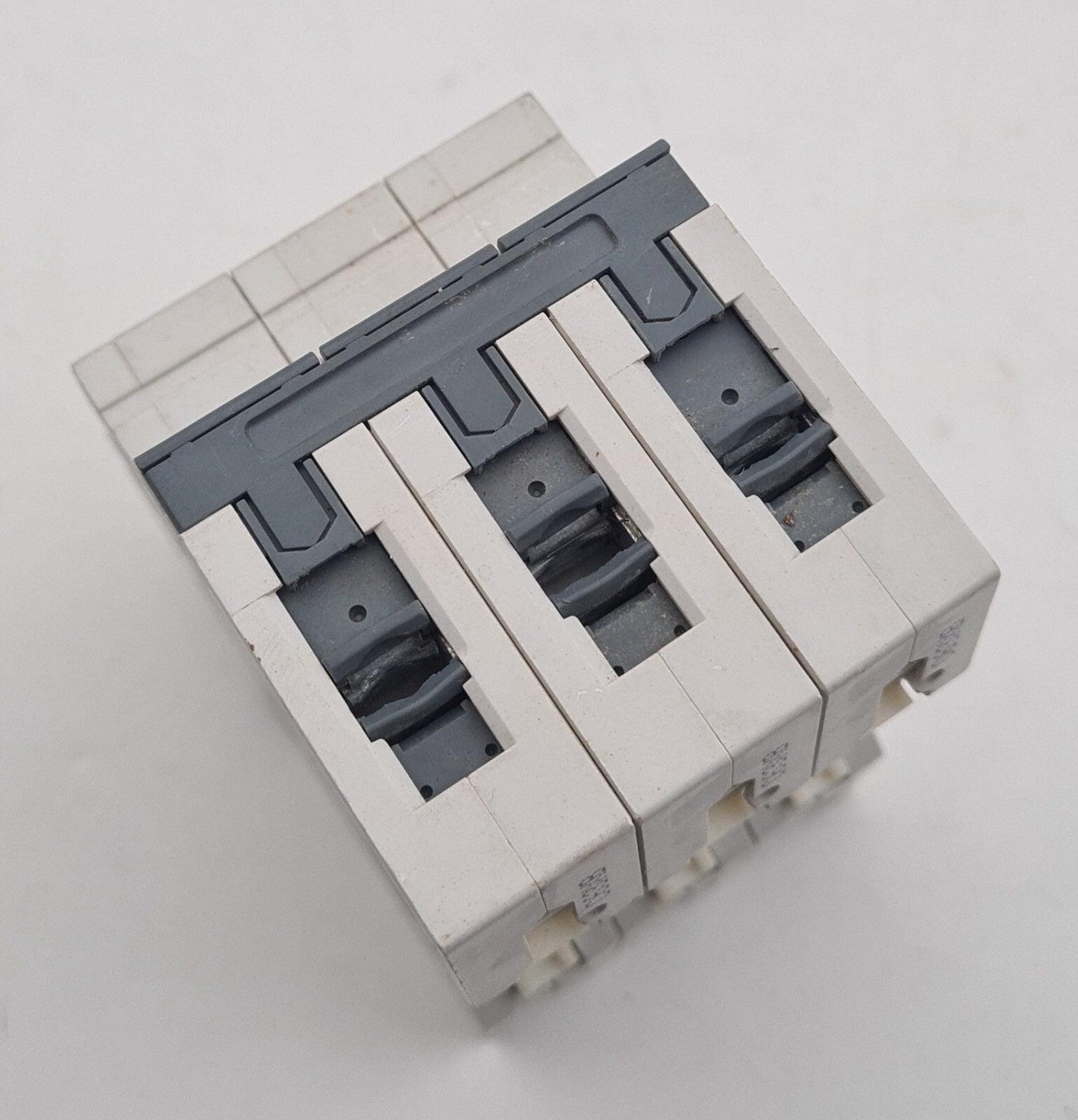 SIEMENS 5SY4363-7 MCB C63 CIRCUIT BREAKER